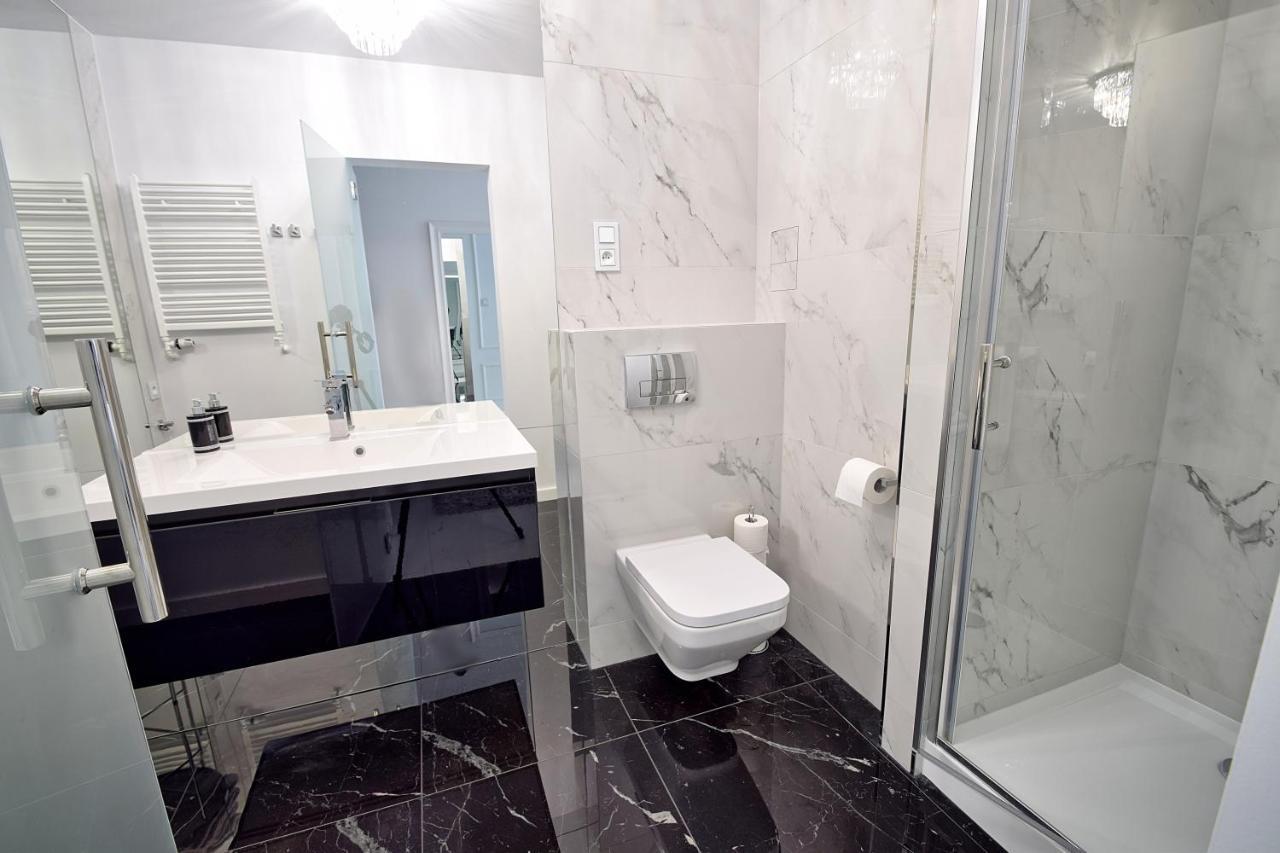 Crystal Apartament 80M Od Plazy, Przy Latarni Morskiej Колобжег Экстерьер фото