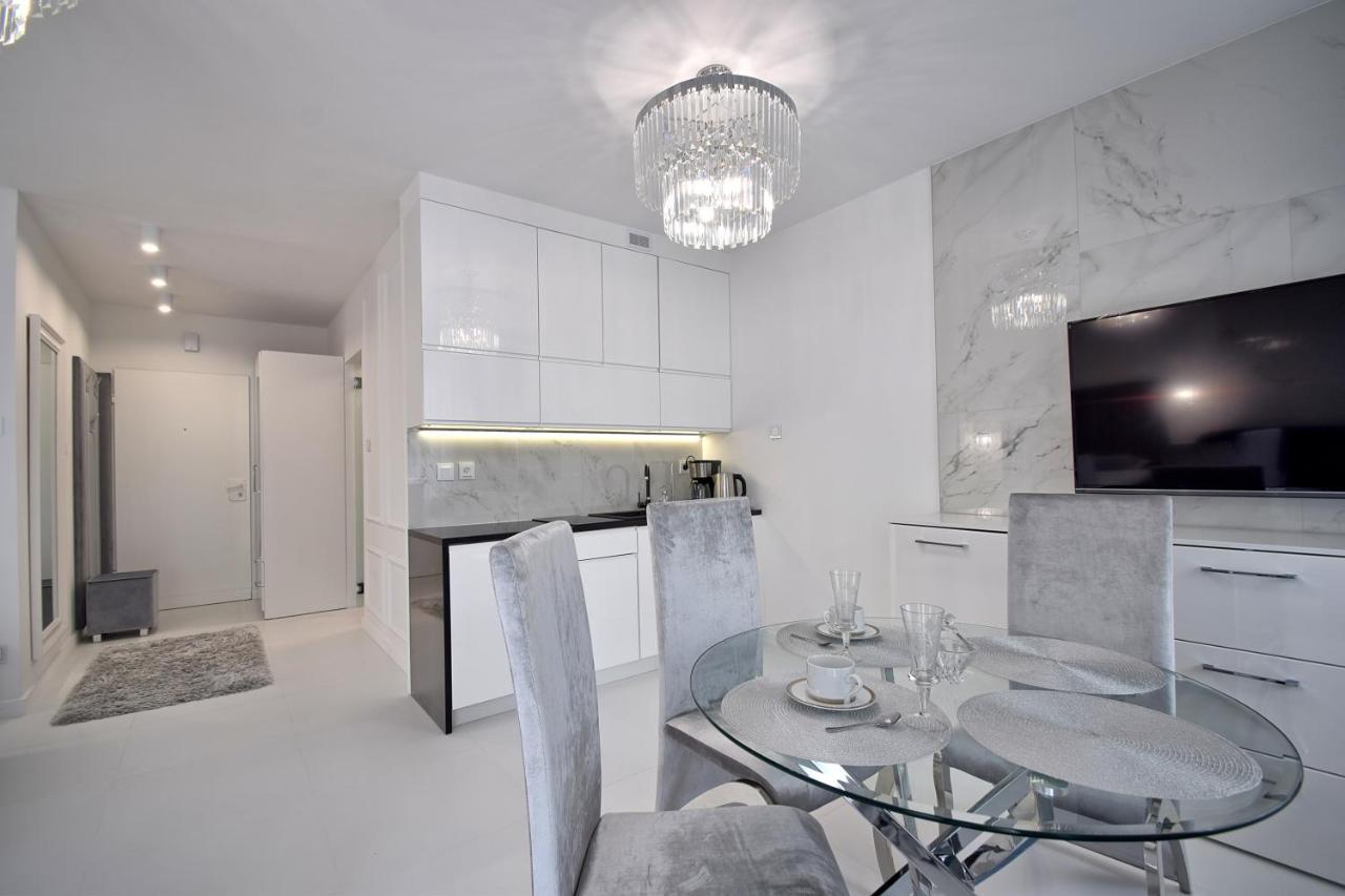 Crystal Apartament 80M Od Plazy, Przy Latarni Morskiej Колобжег Экстерьер фото